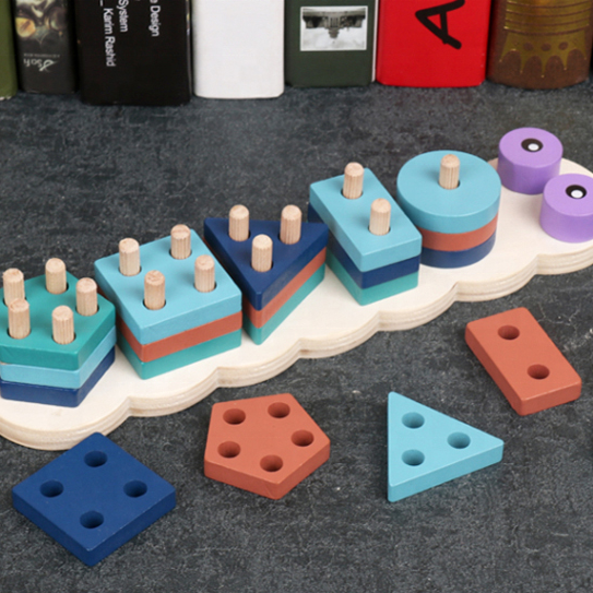 Good quality Early education toys wooden children's kindergarten toys