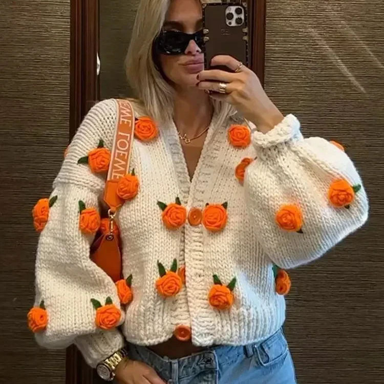 Spring Fashion 3d Flower Crochet Custom Knitted Long Sleeve V-neck Short Women&#39;s Sweater Loose Coat Sweater Cardigan 