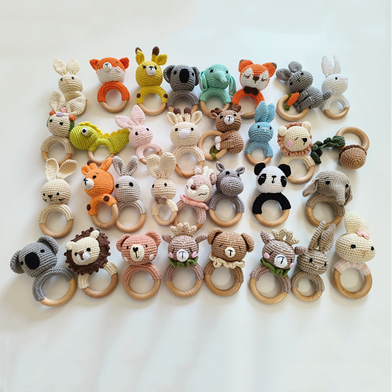 Handmade Cotton Yarn Creative Hand Knitted Crochet Rattle Baby Rattle Lion Elephant Bear Elk Kid Toy Comforter Bite Rattle Gift 